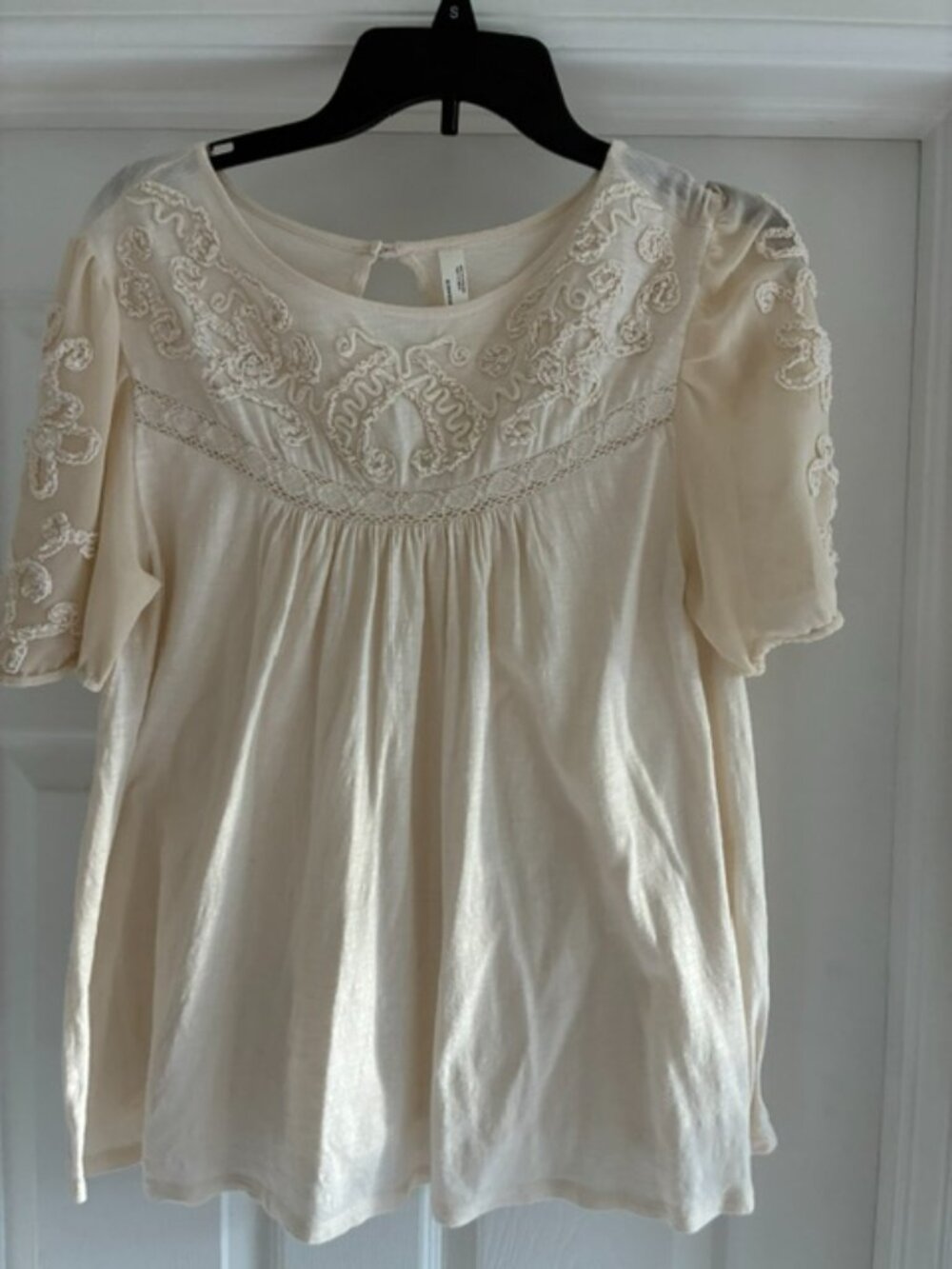 Anthropologie peasant blouse tee shirt, size medium